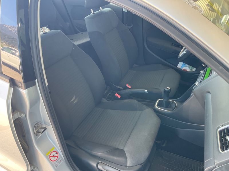 Volkswagen Polo 1.2 TDI 4Friends 2012 – снимка 3