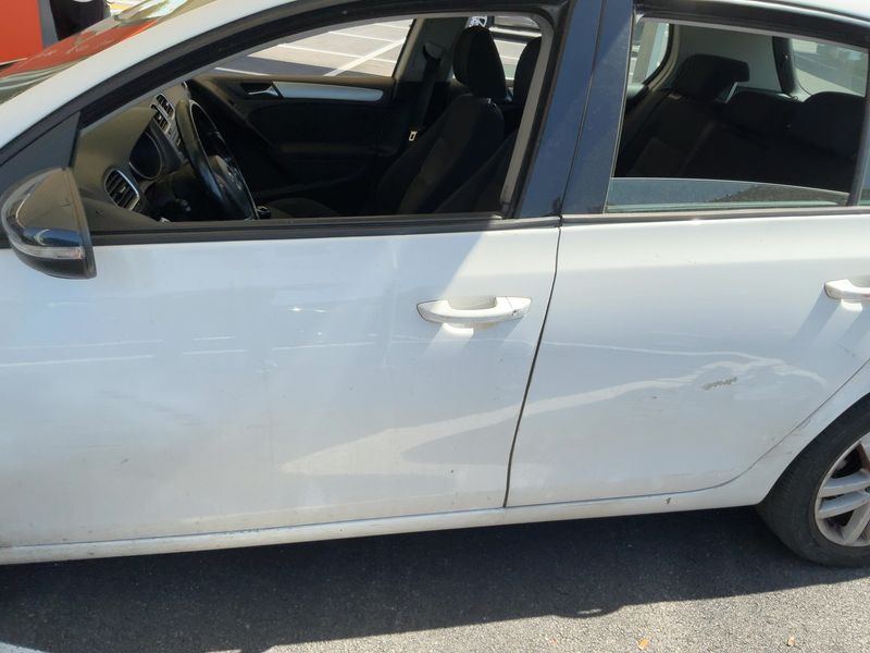 Volkswagen Golf VI 1.6 TDI Sport 2011 – снимка 4