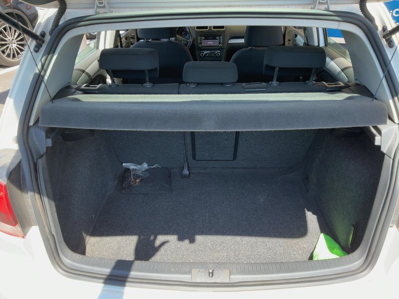Volkswagen Golf VI 1.6 TDI Sport 2011 – снимка 10