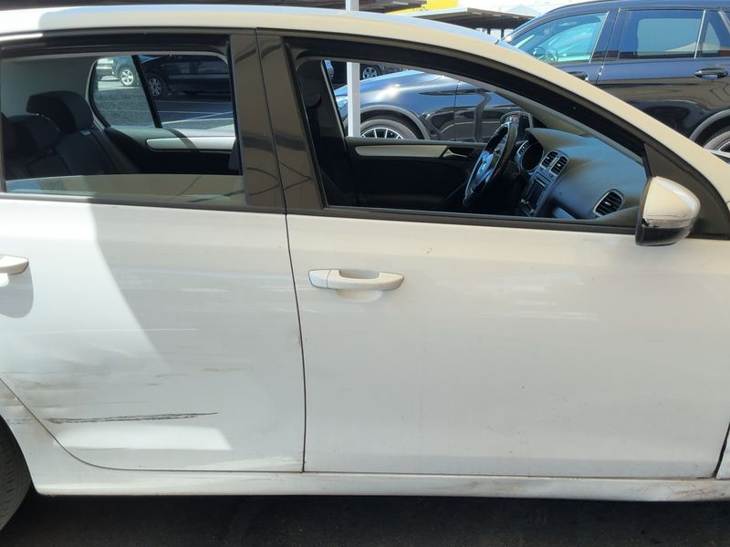 Volkswagen Golf VI 1.6 TDI Sport 2011 – снимка 7