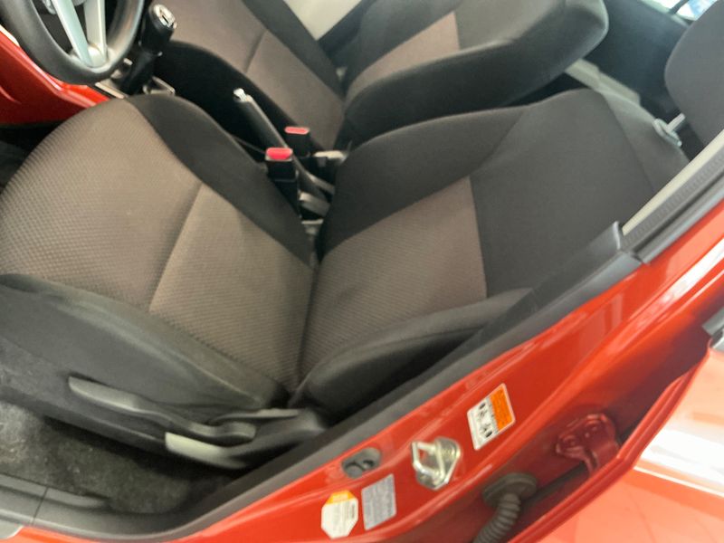 Suzuki Ignis 1.2 DualJet Basic 2018 – снимка 25
