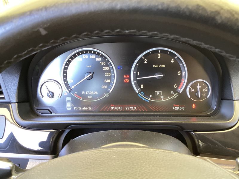 BMW 5er 530d 2011 – снимка 13