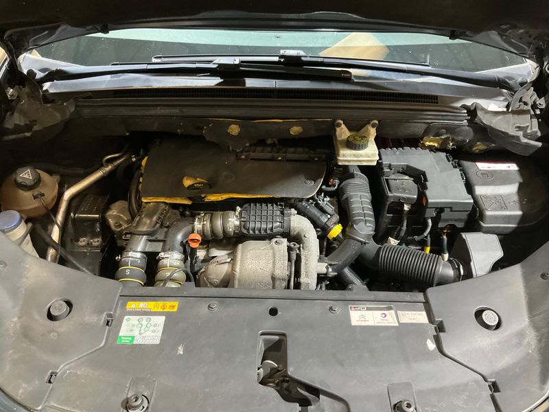 DS Automobiles DS5 1.6 Blue-HDi 2015 – снимка 40
