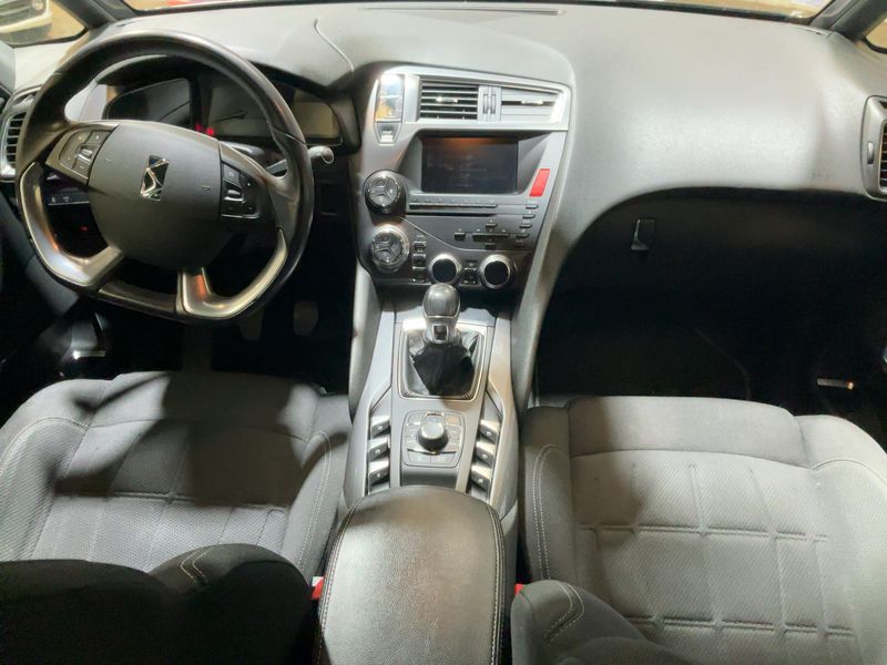 DS Automobiles DS5 1.6 Blue-HDi 2015 – снимка 12