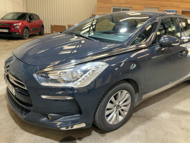 DS Automobiles DS5 1.6 Blue-HDi 2015 – снимка 2