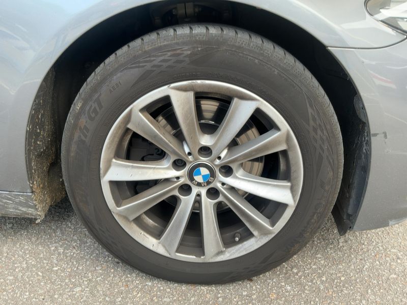 BMW 5er 520d xDrive 2015 – снимка 20