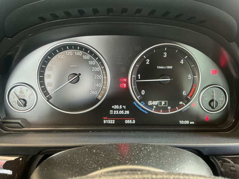 BMW 5er 520d xDrive 2015 – снимка 22