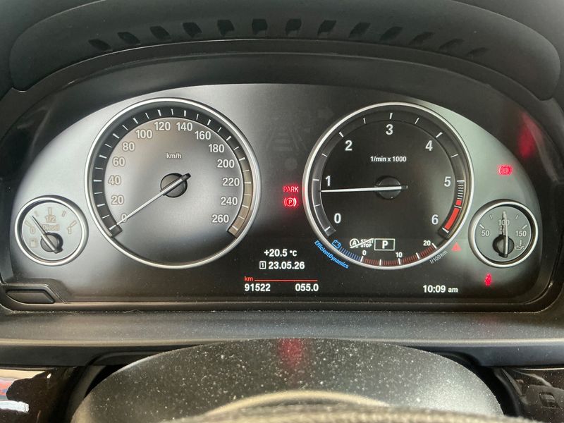 BMW 5er 520d xDrive 2015 – снимка 18