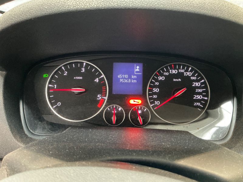 Renault Laguna 2.0 dCi Black Edition 2011 – снимка 18