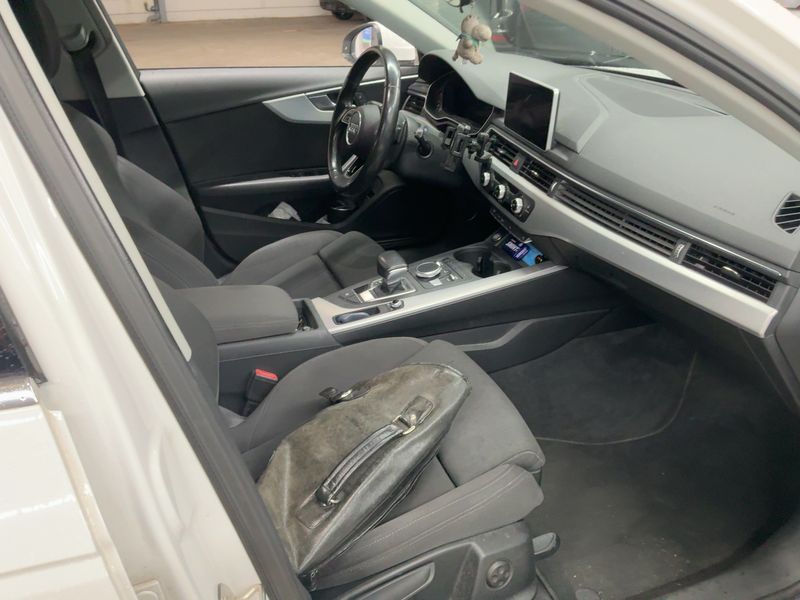 Audi A4 2.0 TDI Sport 2016 – снимка 17
