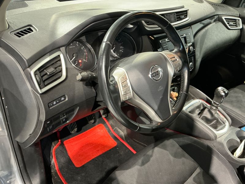 Nissan Qashqai 1.6 Acenta 2017 – снимка 26