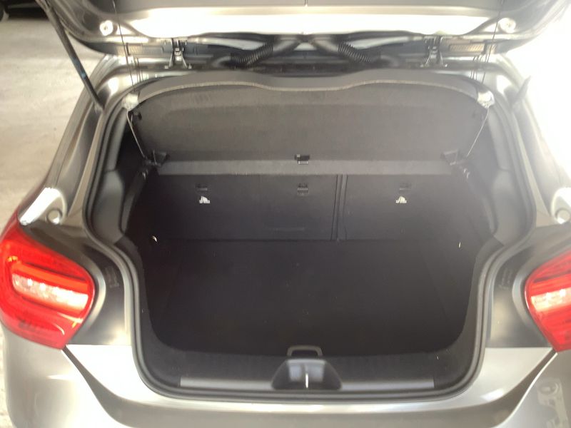 Mercedes-Benz A-Klasse A 180 BlueEfficiency Urban 2013 – снимка 15