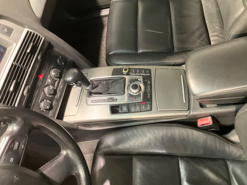 Audi A6 2.0 TDI 2008 – снимка 33