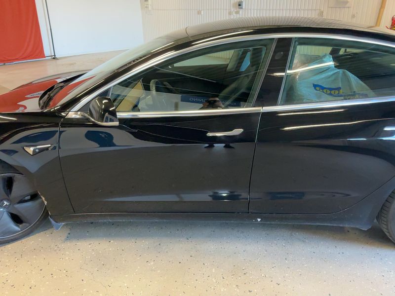 Tesla Model 3 Standard Range Plus RWD 2020 – снимка 4