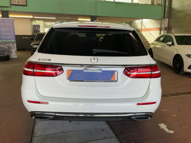 Mercedes-Benz E-Klasse E 200 Mild-Hybrid T Exclusive 2020 – снимка 7