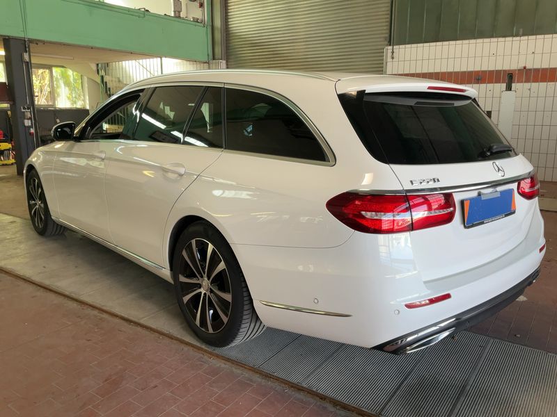 Mercedes-Benz E-Klasse E 200 Mild-Hybrid T Exclusive 2020 – снимка 6