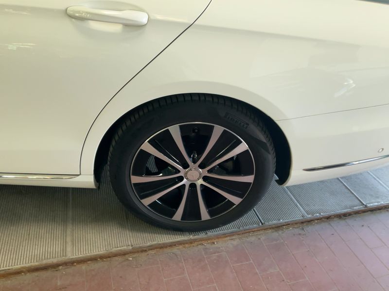 Mercedes-Benz E-Klasse E 200 Mild-Hybrid T Exclusive 2020 – снимка 5