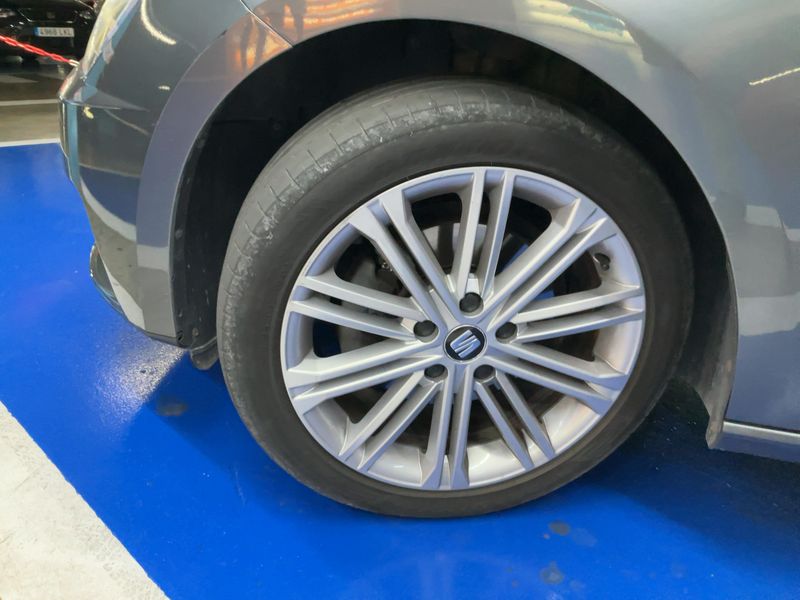 Seat Leon 1.4 TSI ACT Xcellence Plus 2017 – снимка 3
