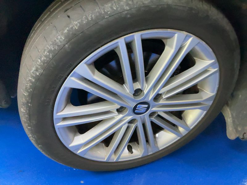 Seat Leon 1.4 TSI ACT Xcellence Plus 2017 – снимка 11