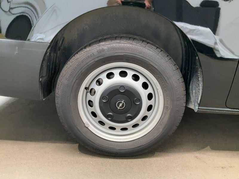 Opel Vivaro 2.0 Diesel XL 2025 – снимка 9