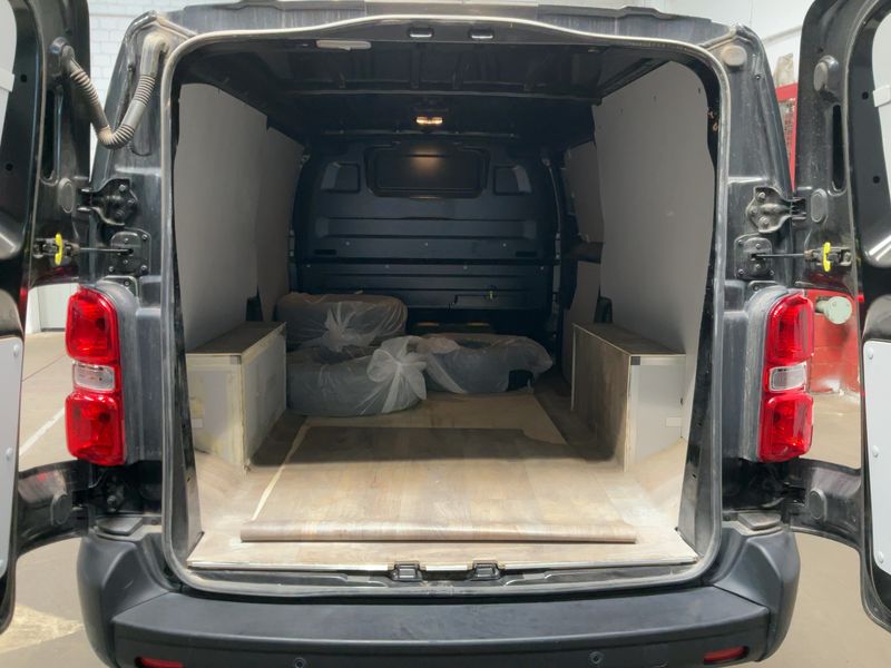 Opel Vivaro 2.0 Diesel XL 2025 – снимка 15