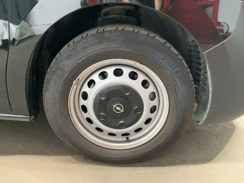 Opel Vivaro 2.0 Diesel XL 2025 – снимка 11