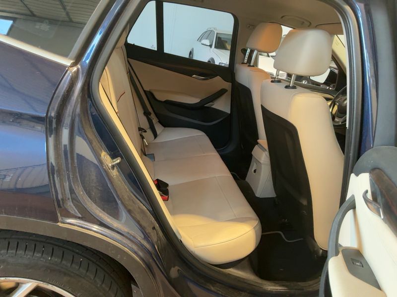 BMW X1 xDrive 20d 2012 – снимка 19