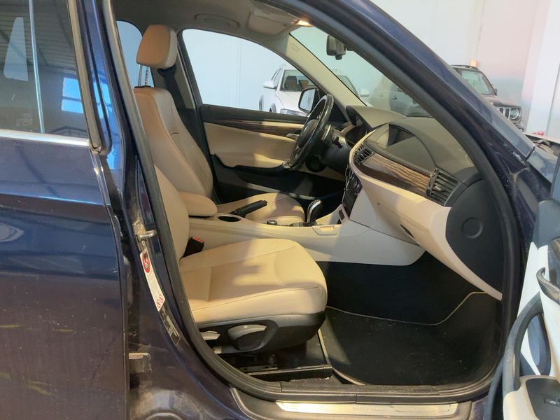 BMW X1 xDrive 20d 2012 – снимка 16