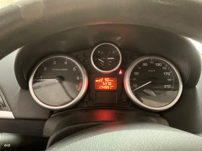 Peugeot 207 1.4 207 Plus 2013 – снимка 4
