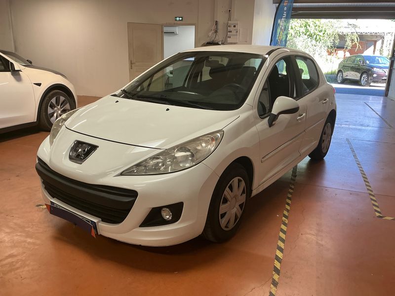 Peugeot 207 1.4 207 Plus 2013 – снимка 1