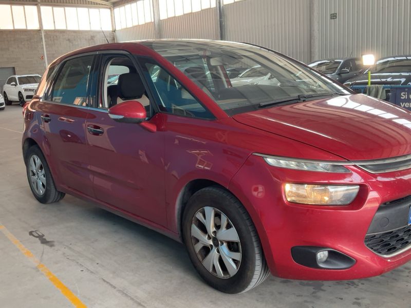 Citroen C4 Picasso 1.6 Blue-HDi Feel 2016 – снимка на щета