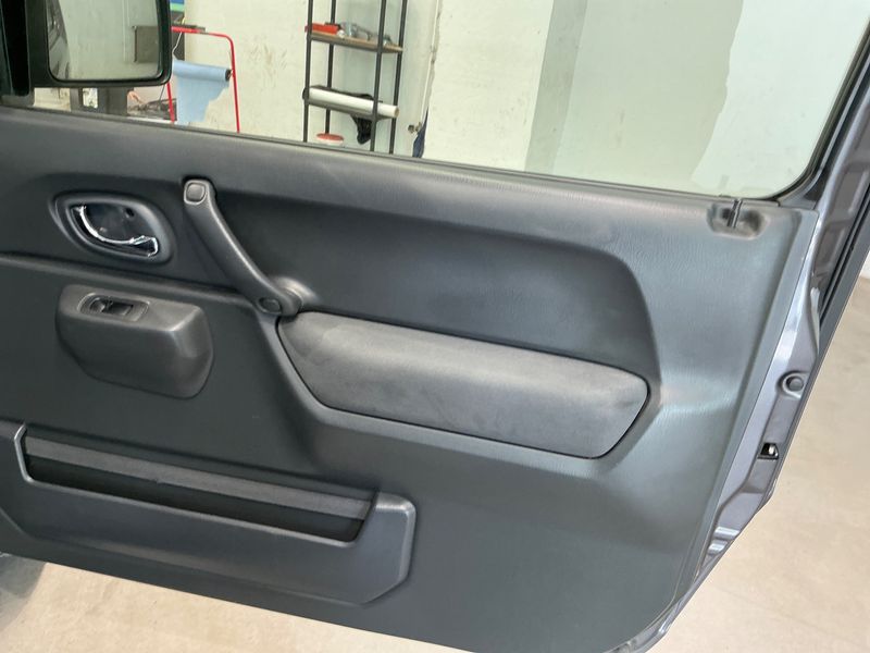 Suzuki Jimny 1.3 Basic 2016 – снимка 30
