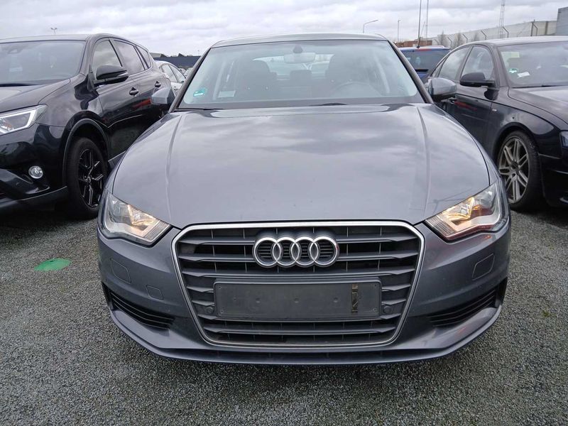 Audi A3 Limousine 1.6 TDI Attraction 2015 – снимка 7