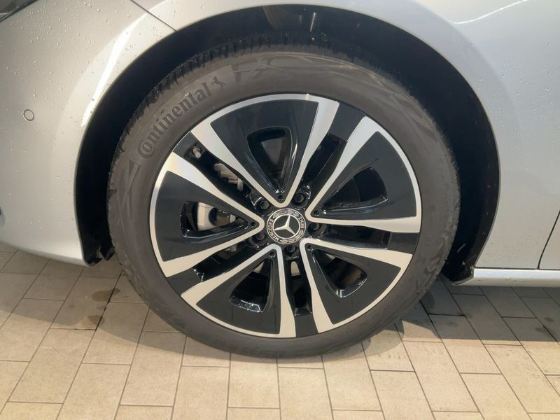 Mercedes-Benz CLA-Klasse CLA 180 Shooting Brake Mild-Hybrid Progressive Line Edition 2024 – снимка 3