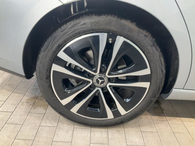 Mercedes-Benz CLA-Klasse CLA 180 Shooting Brake Mild-Hybrid Progressive Line Edition 2024 – снимка 9