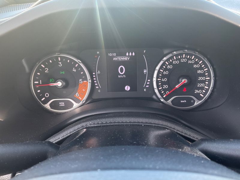 Jeep Renegade 2.0 M-Jet Night Eagle 4WD 2019 – снимка 19