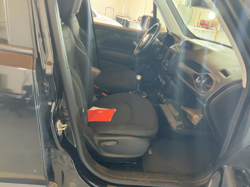 Jeep Renegade 2.0 M-Jet Night Eagle 4WD 2019 – снимка 17