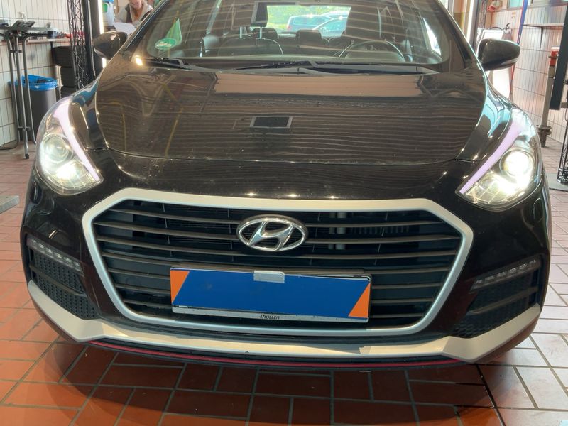 Hyundai i30 1.6 TGDI Turbo 2015 – снимка 14