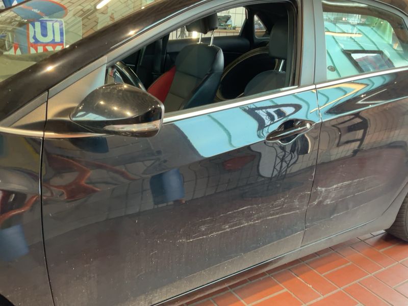 Hyundai i30 1.6 TGDI Turbo 2015 – снимка 4