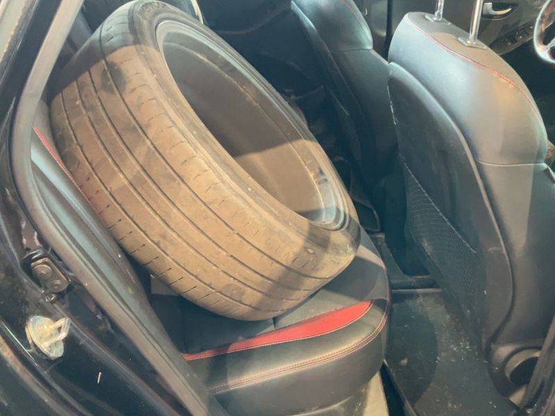 Hyundai i30 1.6 TGDI Turbo 2015 – снимка 20