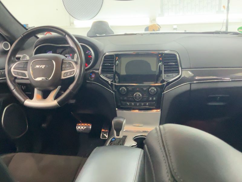 Jeep Grand Cherokee 6.4 V8 HEMI SRT 2019 – снимка 18