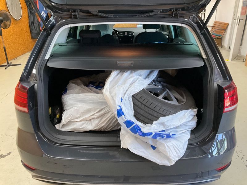 Volkswagen Golf VII 1.6 TDI Sound 2018 – снимка 16