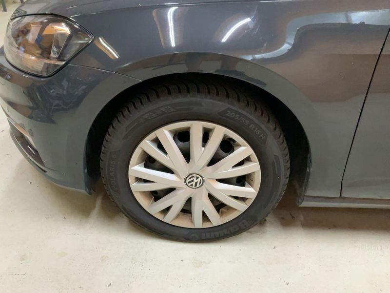 Volkswagen Golf VII 1.6 TDI Sound 2018 – снимка 3