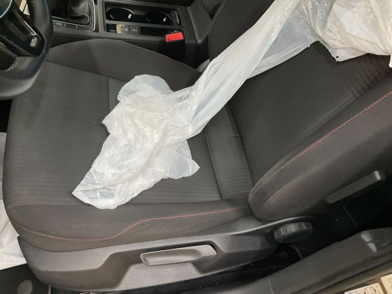 Volkswagen Golf VII 1.6 TDI Sound 2018 – снимка 24