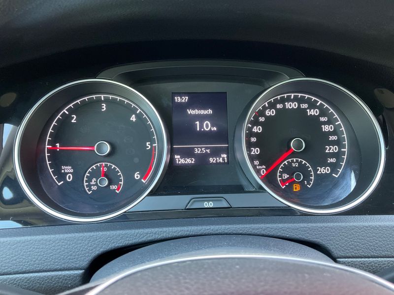Volkswagen Golf VII 1.6 TDI Sound 2018 – снимка 19