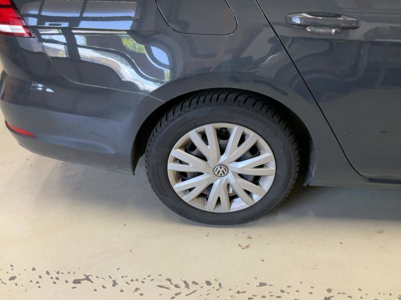 Volkswagen Golf VII 1.6 TDI Sound 2018 – снимка 9