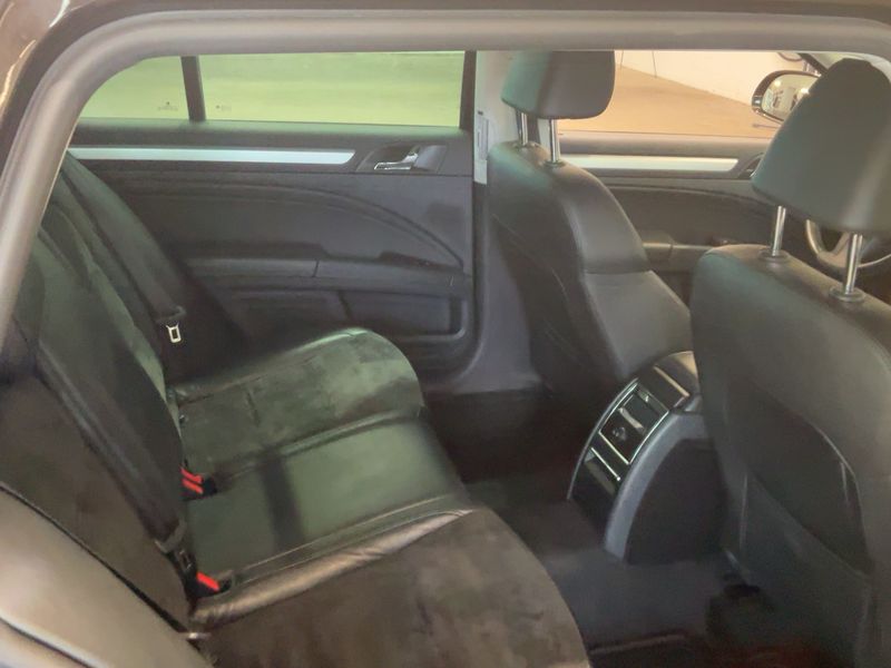 Skoda Superb 2.0 TDI Elegance 4x4 2012 – снимка 19