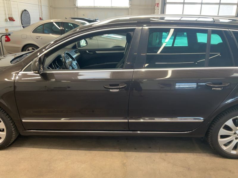Skoda Superb 2.0 TDI Elegance 4x4 2012 – снимка 4