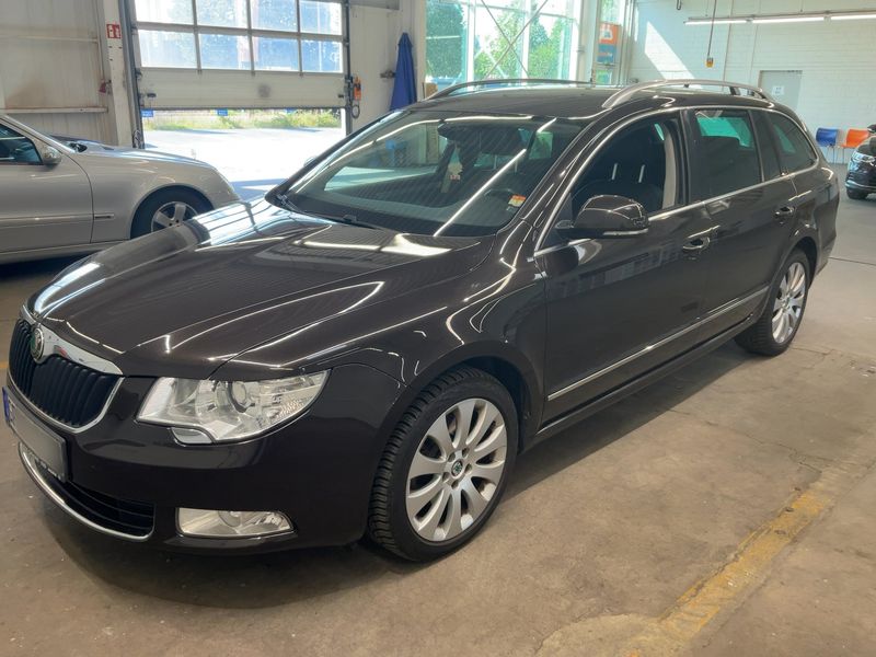 Skoda Superb 2.0 TDI Elegance 4x4 2012 – снимка 1