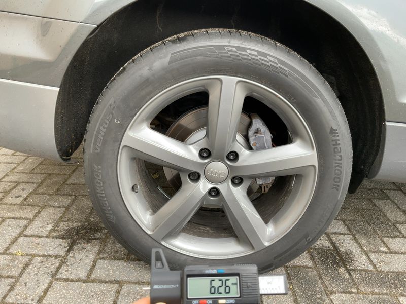 Audi Q7 3.0 V6 TDI quattro 2014 – снимка 9